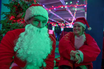 クリスマス仕草の新定番！映画好きに“クリぼっち”は関係なし？配信作品「おうち鑑賞」のススメ