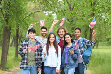 「学ぼうと思えば、年齢からも自由になれる」55歳からの挑戦で、世界が身近に！