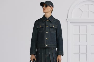 トム ブラウンからトリコロールカラー映える“日本製”デニム、短丈ジャケット＆ストレートジーンズ