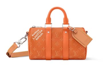 ルイ・ヴィトン鮮やかメンズバッグ「モノグラム・ヘリテージ・キャンバス」のバックパックやショルダー