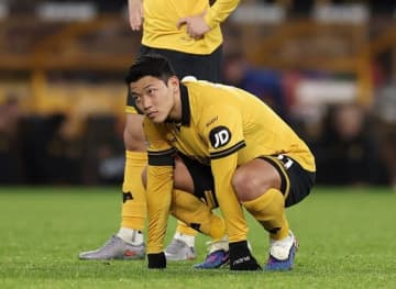 「衝撃の評価だ」韓国人唯一のプレミア戦士がリーグ“最悪の選手”トップ３に選出で韓メディアは唖然！ 開幕17試合で２分け15敗の史上最弱チームでワースト認定「１月に退団すべき」