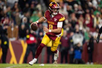 コマンダースQBマリオタがカウボーイズ戦を欠場、QBジョンソンが先発へ