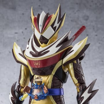 「仮面ライダーガヴ」より「S.H.Figuarts 仮面ライダーヴァレン フラッペカスタム＆『サクッ』とエフェクトパーツセット」がプレバンにて12月25日16時より予約開始