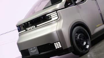 「実車化が楽しみすぎる」ついに『次世代ハイエース』世界初公開か？トヨタが発表したコンセプトカーに注目集まる。