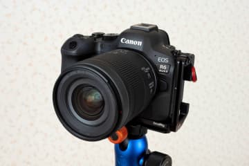 私はこれを買いました！：「III」ではなく「II」を買った理由　キヤノン EOS R6 Mark II（岡嶋和幸）