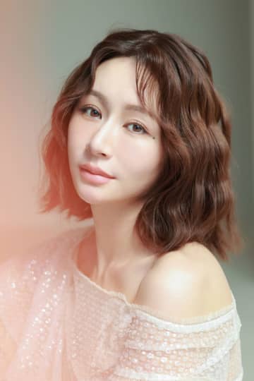 実業家でタレント・宮崎麗果、過少申告を深く反省！夫は元EXILEの黒木啓司、父は元参院議員