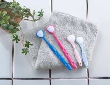 子どもの口腔ケアを変える！ SHIKIEN社が提案する「舌磨きの方法」