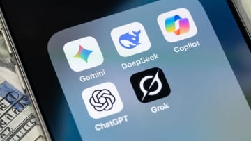 「国産AI」はなぜ必要？周回遅れの「日本産AIモデル」の開発が官民一体で進むワケ