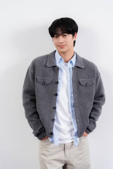 【韓流】『愛の不時着』イ・シニョンが日本の各地で“孤独のグルメ”ならぬ“交流のグルメ”を堪能！『イ・シニョンが行く！おいしいニッポン』放送記念インタビュー〈前編〉