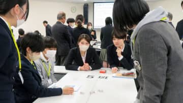 鳴教大、「地域教員希望枠」の高校生向けセミナーを実施