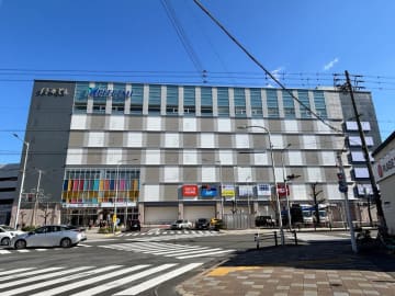 丸井グループ、商業施設「イチ＊ビル」にムービングの館内物流システム「トコハコ」を導入