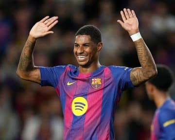 完全移籍か、レンタルバックか。去就に揺れるバルサのイングランド代表FWが注目発言「もちろん私が望むのは…」