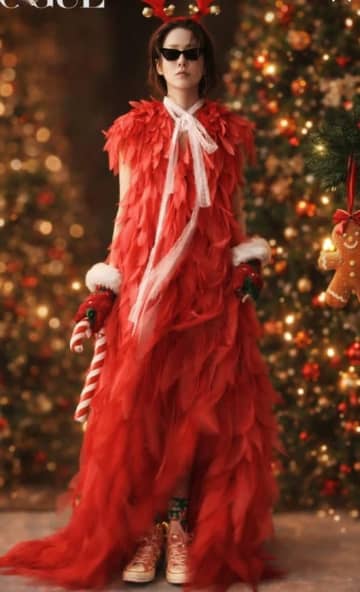 コ・ヒョンジョン、多様なメディアと共にしたクリスマス画報を公開