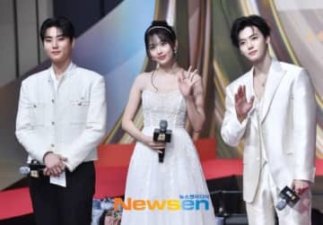 【PHOTO】DAY6のYoung K＆NCT DREAM ジェミン＆IVE ユジン「2025 SBS歌謡大典」レッドカーペットに登場