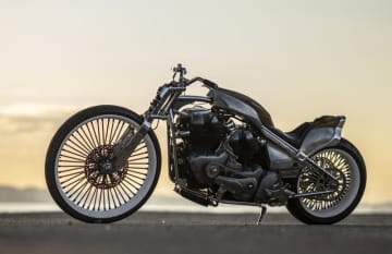 【ロイヤルエンフィールド】カスタムバイク「VITA／ヴィタ」の特別展⽰を1/10よりデウス・エクス・マキナ原宿にて実施