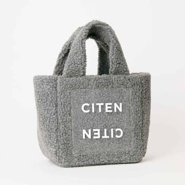 付録は「CITEN」のボアバッグ、オトナミューズ 3月号増刊。クリアポケットで“見せる収納”楽しめる