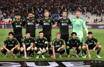 「大惨事だ」日本人四銃士が所属する欧州名門がまさか！新体制“１勝４敗”の惨状に識者が苦言　新監督を断罪「彼は状況を理解していない」