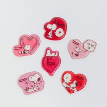 スヌーピーミュージアム、ハートがいっぱいの季節イベントを開催