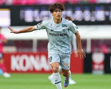 「本当にキタァー」J１昇格クラブに元日本代表FWが加入！「一緒に旋風巻き起こしましょう」「高木さんのサッカーにはまりそう」の声
