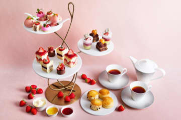 JWマリオット・ホテル東京のストロベリーアフタヌーンティー、“苺×ピスタチオ”パフェやフレジェなど