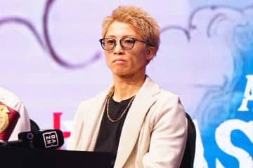 井上尚弥、会見でピカソと初対面　27日決戦へ火花、勝てば歴代単独トップ世界戦27連勝