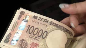 「サンタのプレゼント！」年末調整還付金に“喜び”の声　半額“訳ありおせち”はふるさと納税「ポイント廃止」も影響