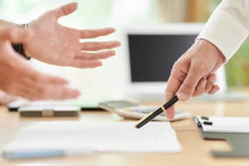 税理士と成年後見人の話が噛み合わない…5億円相続で「我が家の利益」vs「祖母の利益」、33歳男性が相続で見た地獄