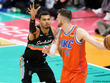 サンダーに2連勝したウェンバンヤマ「相手はクリスマスでこれまで以上に集中してくる」