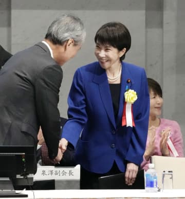 物価上昇に負けないベアを　首相、経団連で要請