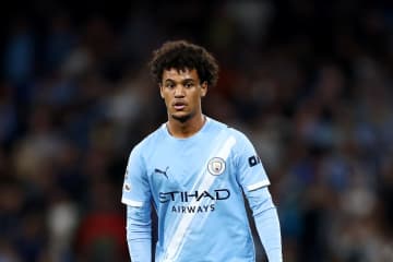 マンCの22歳ボブに今冬退団の可能性、セメニョ加入なら新天地へ？　ドルトムントやC・パレスが関心か