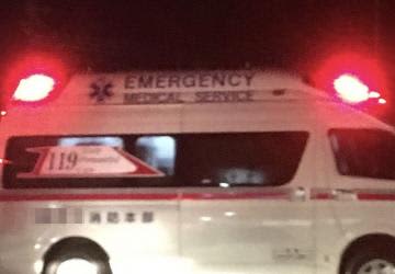 自転車の男性、横断中はねられ首の骨折る重傷　茨城・土浦