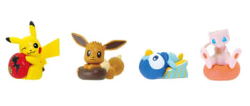 クッションを持ったポケモンたちが思い思いのポーズでリラックス！ ガチャ「ポケモン おうちで！りらくっしょんマスコット party」2026年1月中旬発売