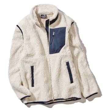 【ワークマンの2,000円台アウター】が優秀！「1着で2通り楽しめる」「冷気を通しにくい」