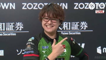 クリスマスカラーだEARTH JETS！ エースの石井一馬がアガリ5回の完勝 個人8勝目を獲得「メリークリスマス。ありがとうございます」/麻雀・Mリーグ