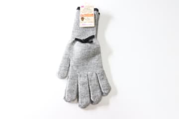 ダイソーさんこれ不良品じゃ…と思ったら便利すぎて驚き！スマホ操作もラクラクな優秀すぎる手袋