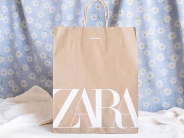 「アウターの中、地味」を回避！【ZARA】40・50代も挑戦しやすい！「柄物ニット」