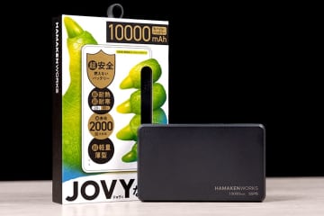 【プロダクトレビュー・ショーケース】毎日使っても長寿命、放置しても膨らまず安心。「準固体電解質モバイルバッテリー」のススメ従来バッテリー相当の性能で“釘を刺しても燃えない”設計！