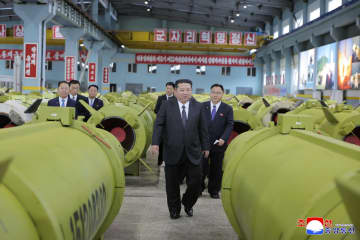金総書記、ミサイル増産指示　工場視察、対ロシア輸出念頭か