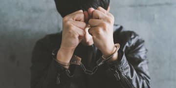 「外国人の犯罪率は日本人の1.72倍」は本当か？　性別・年齢を考慮して統計を分析すると…