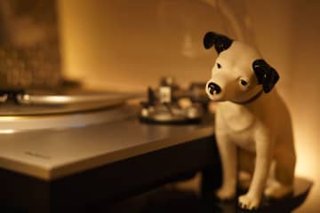 アナログレコード沼に落ちたら財布の紐がどっか行った1年 by 編集部 山崎