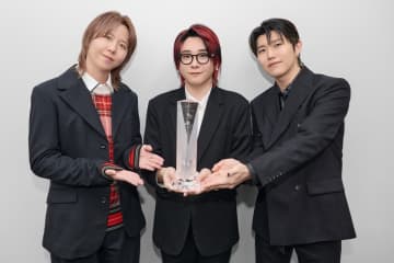 Mrs. GREEN APPLEがデジタル総売上1位に感激、“フェーズ3”の目標は？「2026年は全員が30代に…」【オリコン年間】