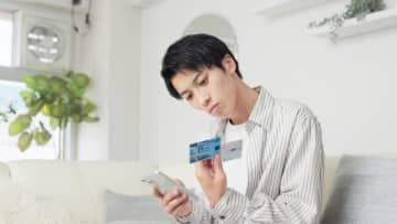 12月で健康保険証が廃止に！ まだ対応していない人はどうすればいい？