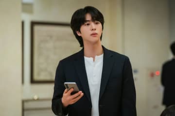 “BTSのジンそっくり” 俳優キム・ムジュンが視聴者の反応に一喜一憂した理由【インタビュー】