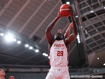 夏の王者・鳥取城北が残り9.8秒の逆転3Pで準々決勝進出…アズカは22得点22リバウンド