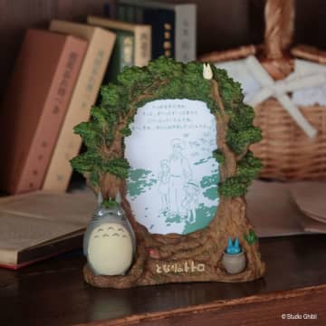 世界観すごすぎる！『となりのトトロ』『魔女の宅急便』新作グッズが思わず飾りたくなるかわいさ！