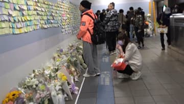 台湾無差別殺傷事件から1週間…現場への献花続く　無職の容疑者がどのように凶器準備したかなど捜査続く