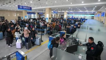 中国内モンゴル・エレンホト口岸、出入境者数が過去最高に