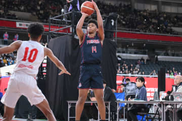 福岡大附大濠が延長の激闘を制す、エース本田が勝負を決める[ウインターカップ]