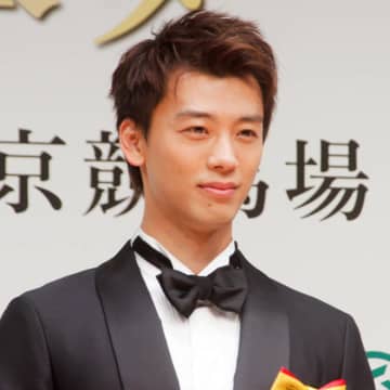 竹内涼真、まさかの“痛風”発症で激痛に悶絶「親指がアメリカンドッグみたいに…」