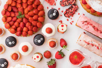 池袋・ホテルメトロポリタン「Suicaのペンギン」苺スイーツビュッフェ、特製苺クリームのエクレアなど